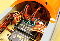 Click for larger photo Jeti Central Box 200 Power Distribution Unit w/Magnetic Switch